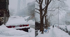 America Snow Storm: అమెరికాలో మంచు తుపాను బీభత్సం.. 8 వేలకు పైగా విమానాలు రద్దు