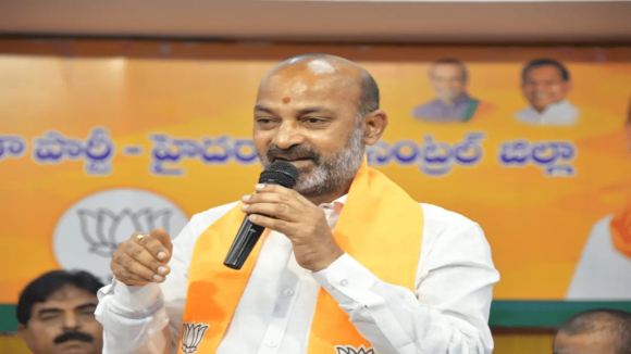 Bandi Sanjay: బ్రిటీష్ జనతా పార్టీ వర్సెస్ ఇటలీ నేషనల్ కాంగ్రెస్.. సీఎం రేవంత్ రెడ్డికి బండి సంజయ్ కౌంటర్