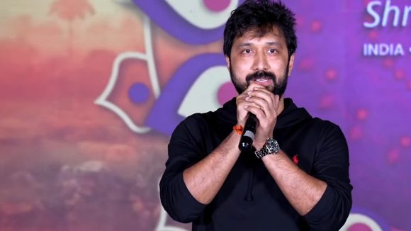 BMW Pre Release: ఇది మీరు పెట్టిన బిక్షే..డైరెక్టర్ బాబీ ఎమోషనల్ కామెంట్స్!