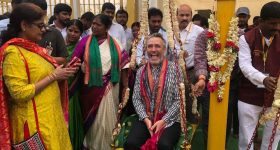Tea and Coffee: ఉదయం తాగే కాఫీ లేదా టీ మీ చర్మాన్ని ముసలిగా మార్చేస్తుందా?