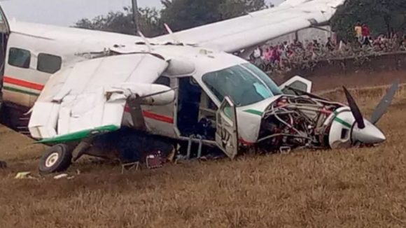 Chartered flight: ఒడిశాలో కుప్పకూలిన విమానం.. 9 మందికి తీవ్ర గాయాలు
