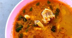 Chicken Rasam: చలికాలంలో వేడి వేడి చికెన్ రసం, దీన్ని ఇలా వండేయండి