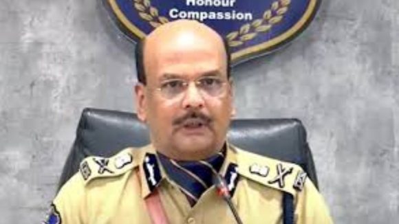 DGP Shivadhar Reddy: సోషల్ మీడియాలో తప్పుడు ప్రచారం చేస్తే.. అంతే సంగతులు, డీజీపీ శివధర్ రెడ్డి స్ట్రాంగ్ వార్నింగ్