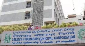 Dandruff Home Remedies: చలికాలంలో చుండ్రు వల్ల జుట్టు రాలుతోందా? ఈ చిట్కాలు పాటిస్తే రిజల్ట్ పక్కా!