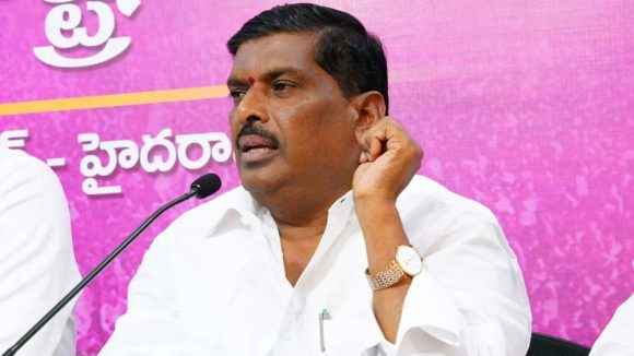 Gudem Mahipal Reddy: హస్తం పార్టీకి హ్యాండ్ ఇచ్చి.. మళ్లీ కారు ఎక్కేందుకు సిద్ధమైన మహిపాల్ రెడ్డి!