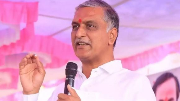 Harish Rao: హరీష్ రావుపై సిట్ విచారణ.. మూడు గంటల పాటు కొనసాగిన తొలి సెషన్!