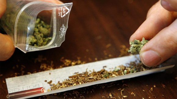 Hyderabad Drugs Case: పంజాగుట్టలో డ్రగ్స్ కలకలం.. ఐదుగురు విద్యార్థులు అరెస్ట్!