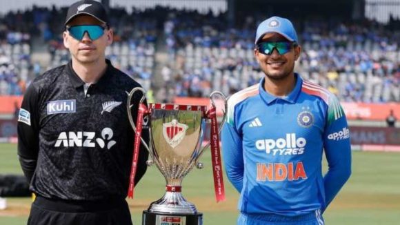 Ind vs NZ 2nd ODI: టాస్ గెలిచిన న్యూజిలాండ్..తెలుగోడు ఎంట్రీ, అర్ష‌దీప్ కు మ‌ళ్లీ అవ‌మానం