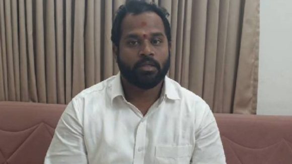 MLA Arava Sridhar: అజ్ఞాతంలో ఎమ్మెల్యే అరవ శ్రీధర్.. ఫోన్ స్విచ్ఛాఫ్, కమిటీ ముందుకొస్తారా?