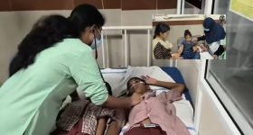 Khammam: ఖమ్మం జిల్లాలో ఫుడ్ పాయిజన్ కలకలం.. 32 మంది పాఠశాల విద్యార్థులకు అస్వస్థత