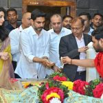 Shirdi: షిర్డిలో మంత్రి లోకేష్ దంపతులు, ఉదయం బాబా దర్శనం, కాకడ హారతికి హాజరు