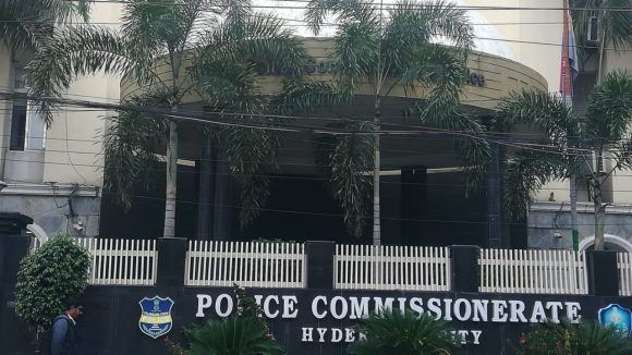 Hyderabad DCP Transfers: పోలీసు శాఖలో మరో కీలక పరిణామం.. భారీగా డీసీపీల బదీలీ