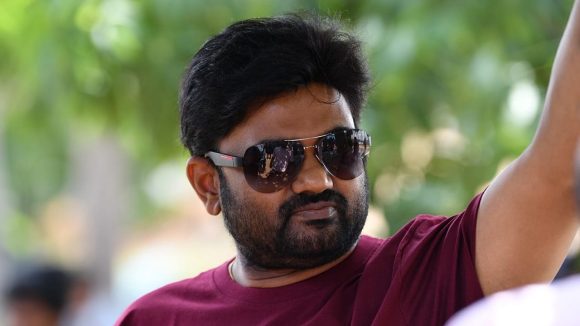 Maruthi: రాజా సాబ్ డిజాస్టర్… మెగా హీరోని లైన్ లో పెట్టిన మారుతి.. అసలు నిజం ఇదే ?