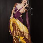 Meenakshi Chaudhary: కొంచెం నాటీ.. కొంచెం స్వీట్.. మీనాక్షి ఫోజులు అదుర్స్!