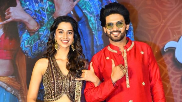 Anaganaga Oka Raju : కామెడీ ఒక్కటే కాదు… పొలిటికల్ టచ్ కూడా… అసలు స్టోరీ రివీల్ చేసిన నాగ వంశీ