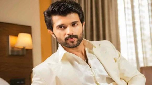 Vijay Devarakonda: రౌడీ బాయ్ ముందు పెద్ద సవాల్.. రెండు యాసల్లో మాట్లాడనున్న విజయ్ దేవరకొండ..