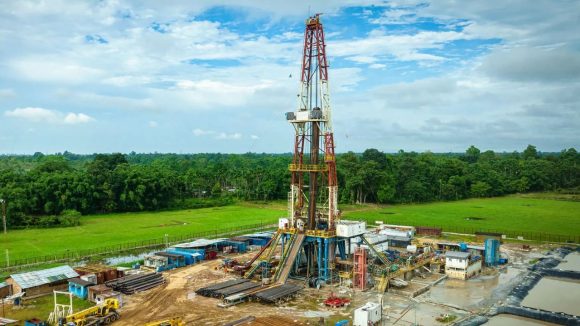 Oil India: ఆయిల్ ఇండియాలో భారీ కొలువులు.. నెలకు రూ. 90,000 వరకు జీతం.. గోల్డెన్ ఛాన్స్!