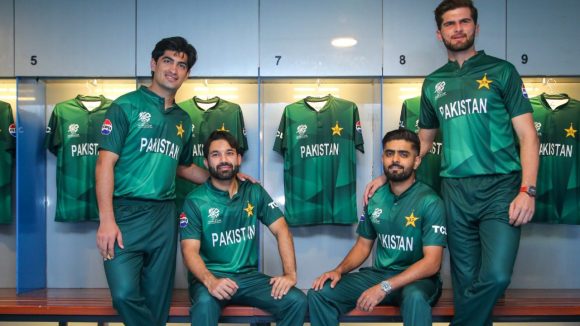 T20 World Cup 2026:  దేవుడు ఉన్నాడురా..ఇండియాను దెబ్బ‌కొట్టాల‌ని చూశారు, కానీ పాకిస్తాన్ కొంపకొల్లేరైంది