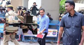 BRS: జూబ్లీహిల్స్ పీఎస్ వద్ద హైడ్రామా.. కేటీఆర్ విడుదల కోసం బీఆర్ఎస్ విద్యార్థి విభాగం ఆందోళన!