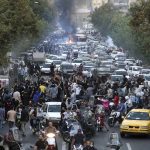 Protest in Iran: సంక్షోభంలో ఇరాన్.. వీధుల్లోకి ప్రజలు.. తారాస్థాయికి ఉద్రిక్తతలు