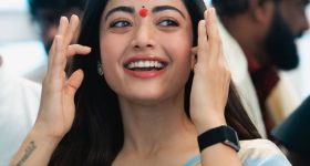 Nidhi Agarwal :  చీరలో మెరిసిపోతున్న నిధి.. ప్రభాస్ బ్యూటీ అందాలు కేక..