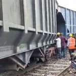 Rayadurgam Goods Train Incident: బోగీలను వదిలి వెళ్లిపోయిన ఇంజిన్.. రాయదుర్గం‌లో షాకింగ్ ఘటన