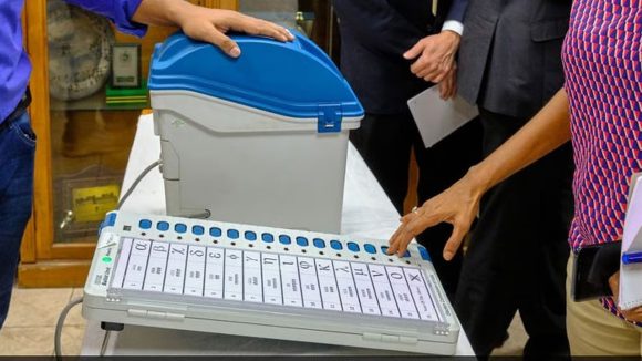 TG Municipal Elections: తెలంగాణలో మున్సిపల్ పోరుకు సర్వం సిద్ధం.. జనవరి 17 తర్వాత వెలువడనున్న షెడ్యూల్!
