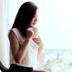 Tea and Coffee: ఉదయం తాగే కాఫీ లేదా టీ మీ చర్మాన్ని ముసలిగా మార్చేస్తుందా?