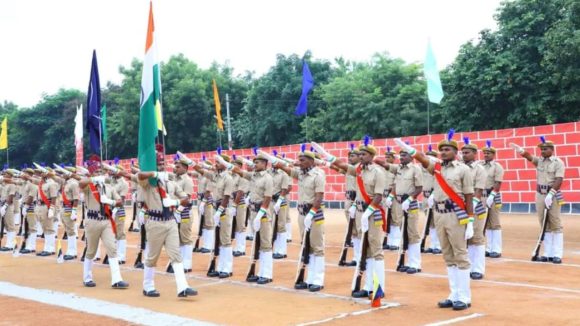 Telangana Jobs: తెలంగాణ కొలువుల  జాతర వచ్చేస్తోంది.. త్వరలో భారీ పోలీస్ రిక్రూట్మెంట్, ప్రిపరేషన్ షురూ చేయండి..