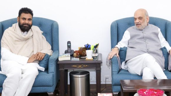 Telangana Politics: తెలంగాణలో మున్సిపల్ ఎన్నికల వేడి.. ప్రచారానికి షా-నితిన్, మరి పవన్ భేటీ వెనుక