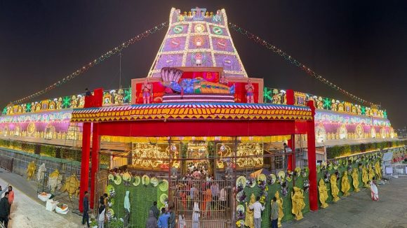 Tirumala: 10 గంటల పాటు తిరుమల శ్రీవారి ఆలయం మూసివేత.. ఎందుకంటే?
