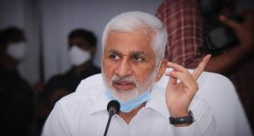 Vijay Sai Reddy: మాజీ ఎంపీ విజయసాయిరెడ్డికి బిగ్ షాక్.. లిక్కర్ కేసులో ఈడీ నోటీసులు
