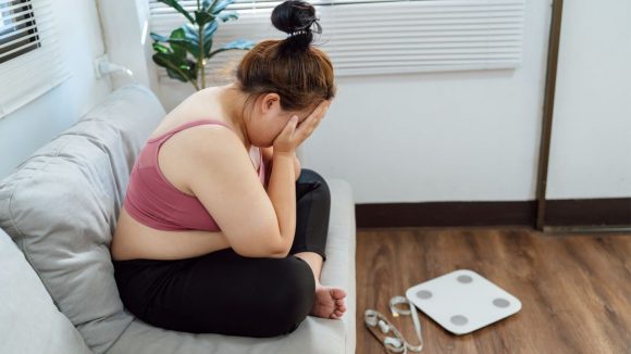 Winter weight gain: శీతాకాలంలో బరువు పెరగకుండా ఉండాలంటే.. తప్పకుండా పాటించాల్సిన 4 రూల్స్ ఇవే!