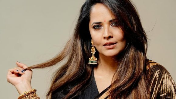Anasuya Bharadwaj: పరువు పోయే పనులు అవసరమా.. ఘాటైన సమాధానం ఇచ్చిన అనసూయ..!