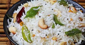 Coconut Fried rice: కొబ్బరి ఫ్రైడ్ రైస్ ఇలా చేశారంటే ప్లేటు మొత్తం ఖాళీ అయిపోతుంది