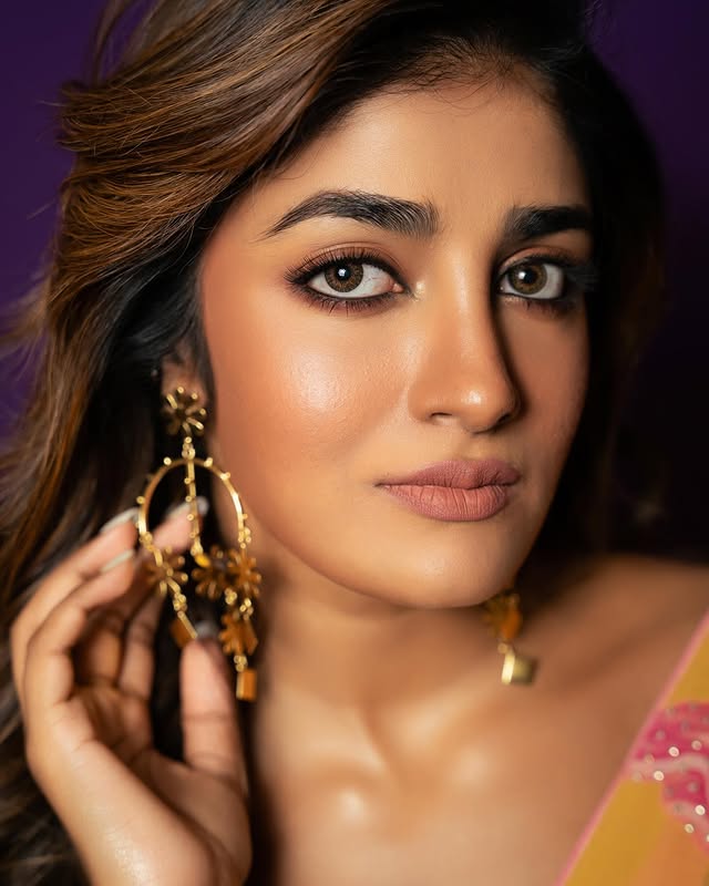 Dimple Hayathi Photo Gallery