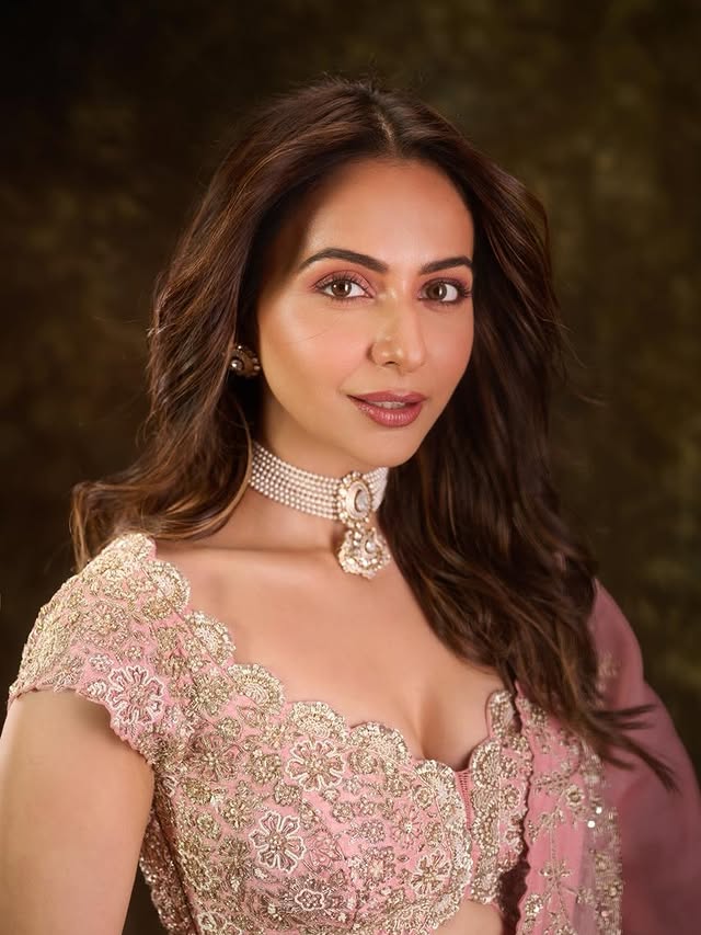 Rakul Preeth Singh Photo Gallery