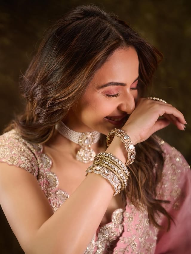 Rakul Preeth Singh Photo Gallery