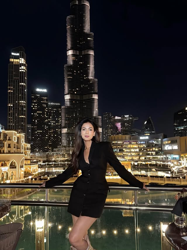 Sonal Chauhan ( Source / Instagram ) Sonal Chauhan Photo Gallery
