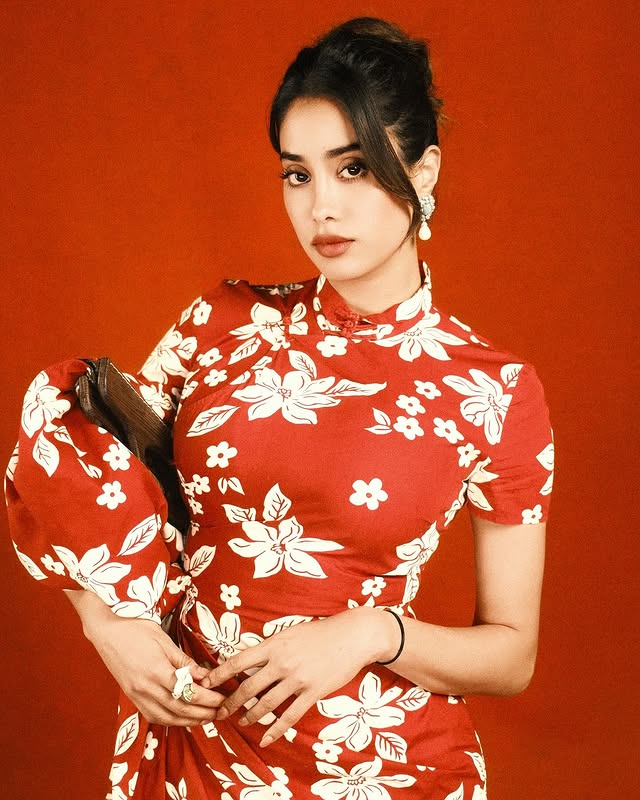 Janvikapoor (Source /Instagram ) Janvikapoor Photo gallery