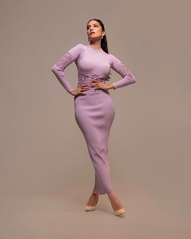 Malavika Mohanan (Source / Instagram) Malavika Mohanan Photo Gallery