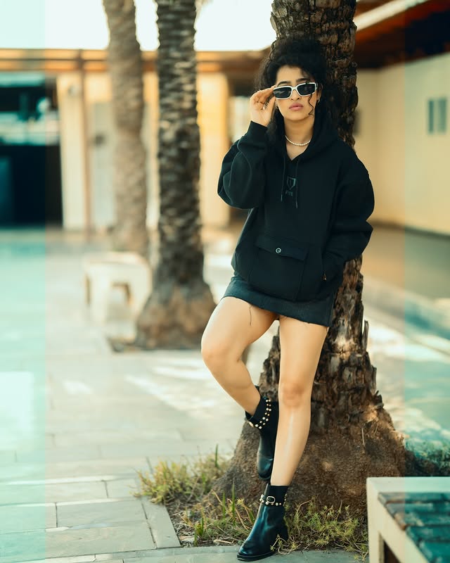 Apsara Rani photo Gallery