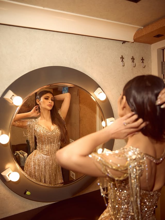 Mouni Roy Photo Gallery