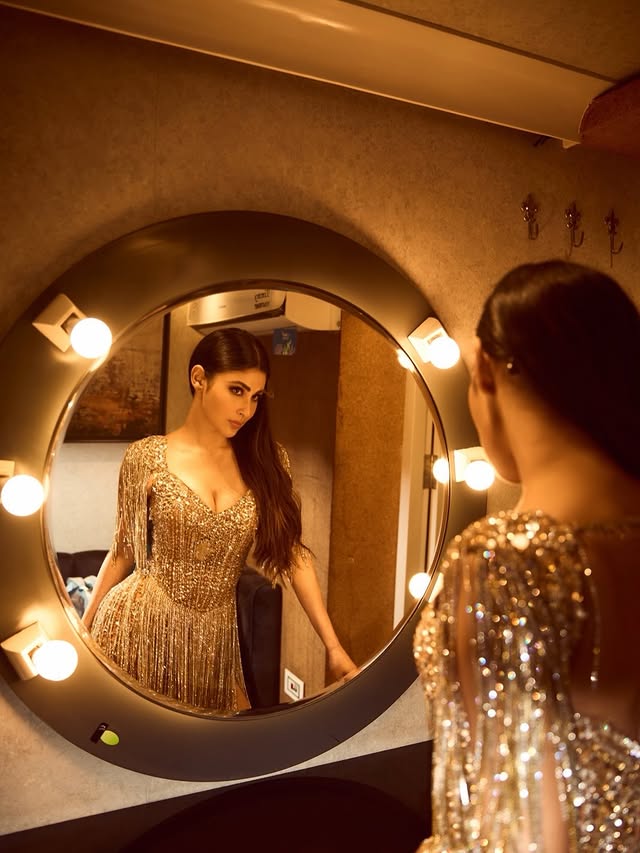 Mouni Roy Photo Gallery
