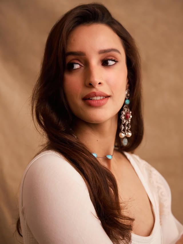 Triptii Dimri photo Gallery