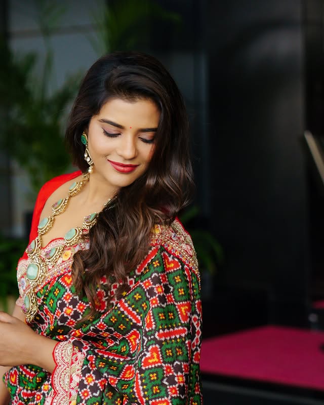 Aishwarya Rajesh ( Source/ Instagram) Aishwarya Rajesh Photo Gallery