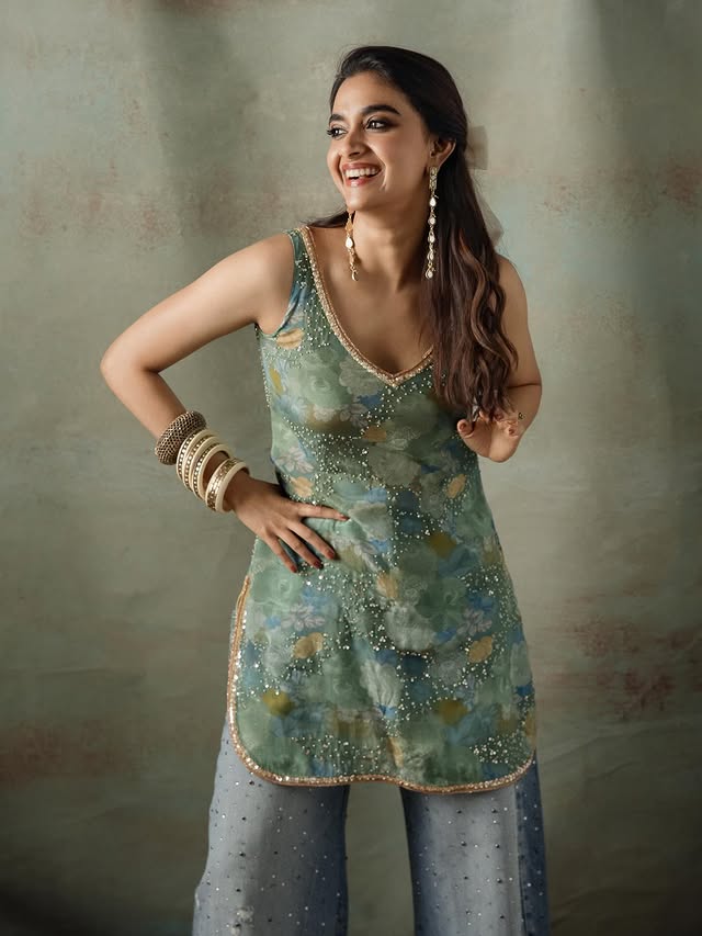 Keerthi Suresh photo Gallery