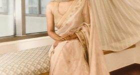 Hebah Patel : గోల్డ్ శారీలో మెస్మరైజ్ చేస్తున్న హెబ్బా పటేల్.. అబ్బా ఫిదా అవ్వాల్సిందే..