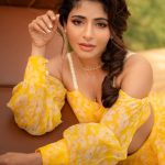 Iswarya Menon : యెల్లో డ్రెస్ లో మెరిసిపోతున్న ఐశ్వర్య.. ఎంత అందంగా ఉందో..