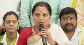 Jabardasth Varsha: వెల్వెట్ డ్రెస్ లో వర్ష అందాలు.. ఆ ఫోజులకే ఫిదా బాసూ!